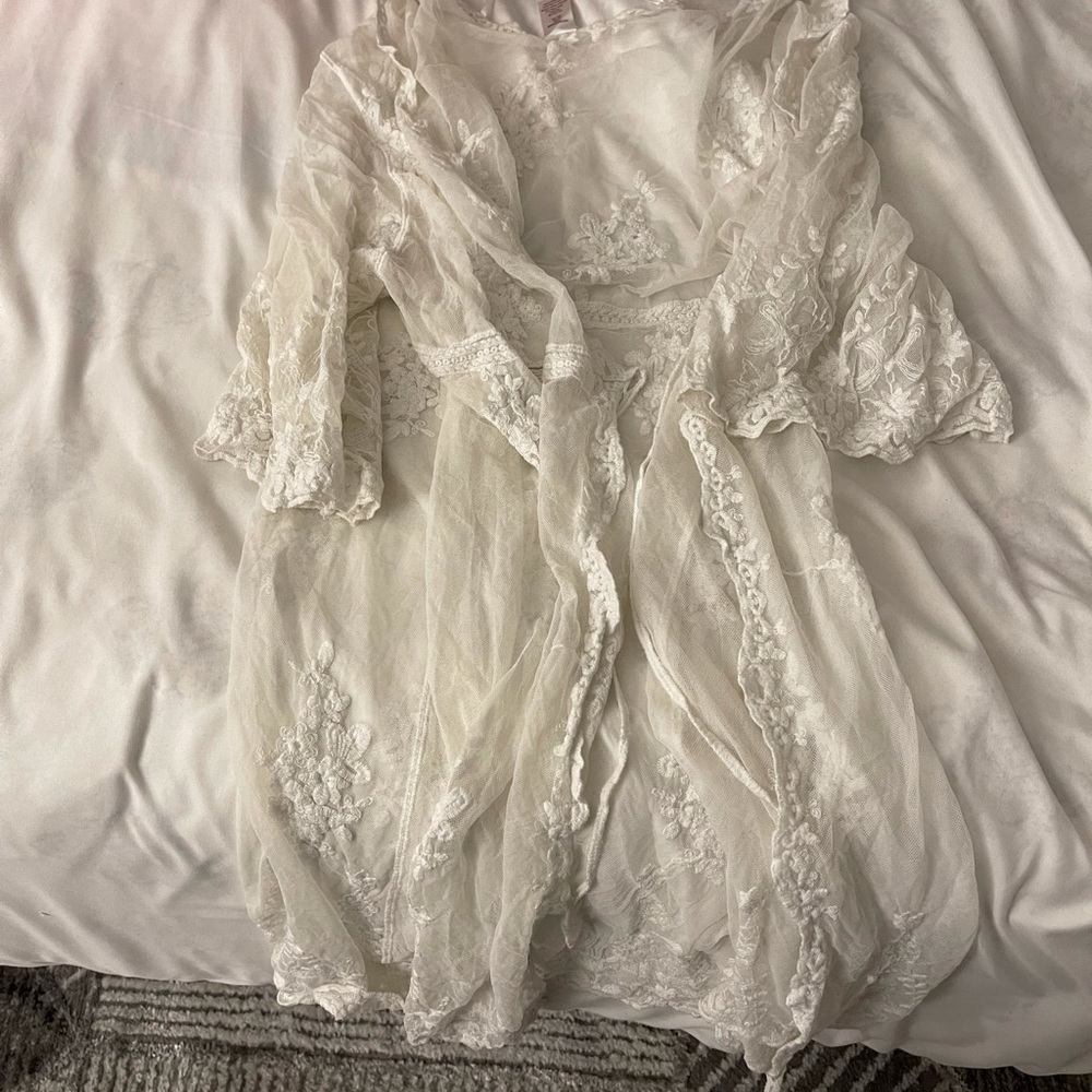 Floral duster